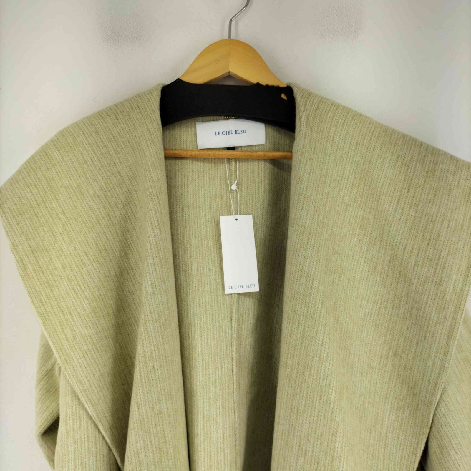 ルシェルブルー LE CIEL BLEU ビッグカラーベルテッドマキシコート