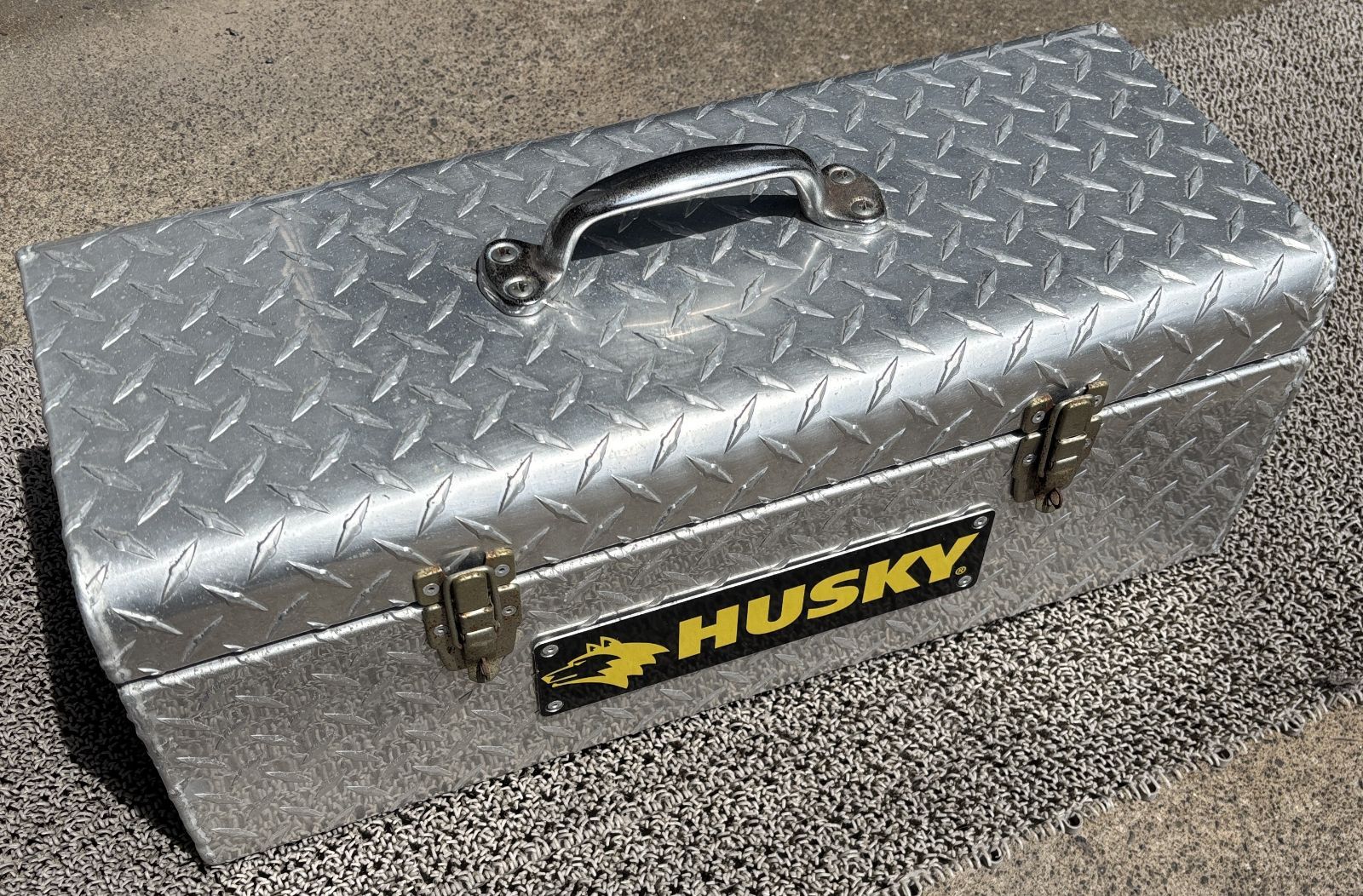 中古品 HUSKY アルミ工具箱 ツールボックス - メルカリ
