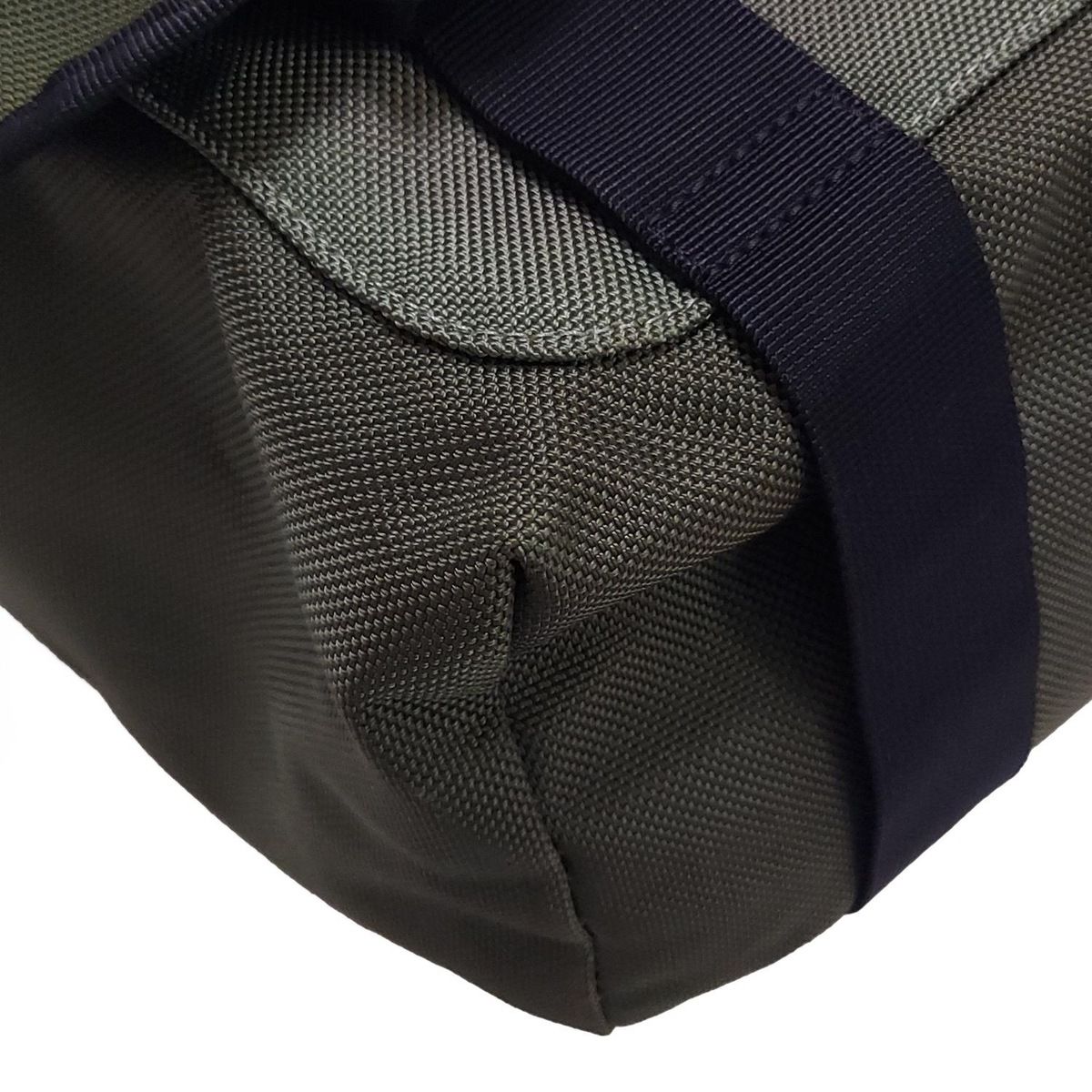 ラコステ ビジネスバッグ