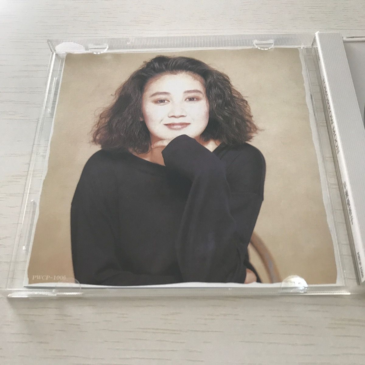 TOMORROW MOON 早瀬優香子 - メルカリ