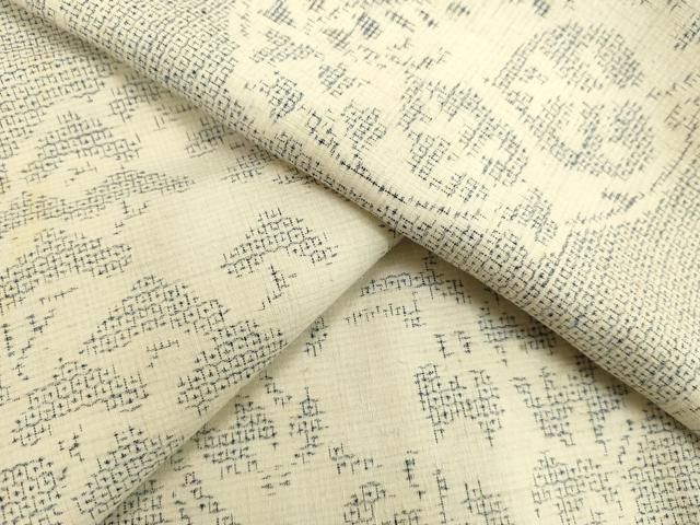 平和屋着物●本場結城紬　重要無形文化財　100亀甲　草葉丸文　正絹　逸品　DAAU0808tw 平和屋着物○本場結城紬 重要無形文化財 100亀甲 草葉丸文 正絹 逸品