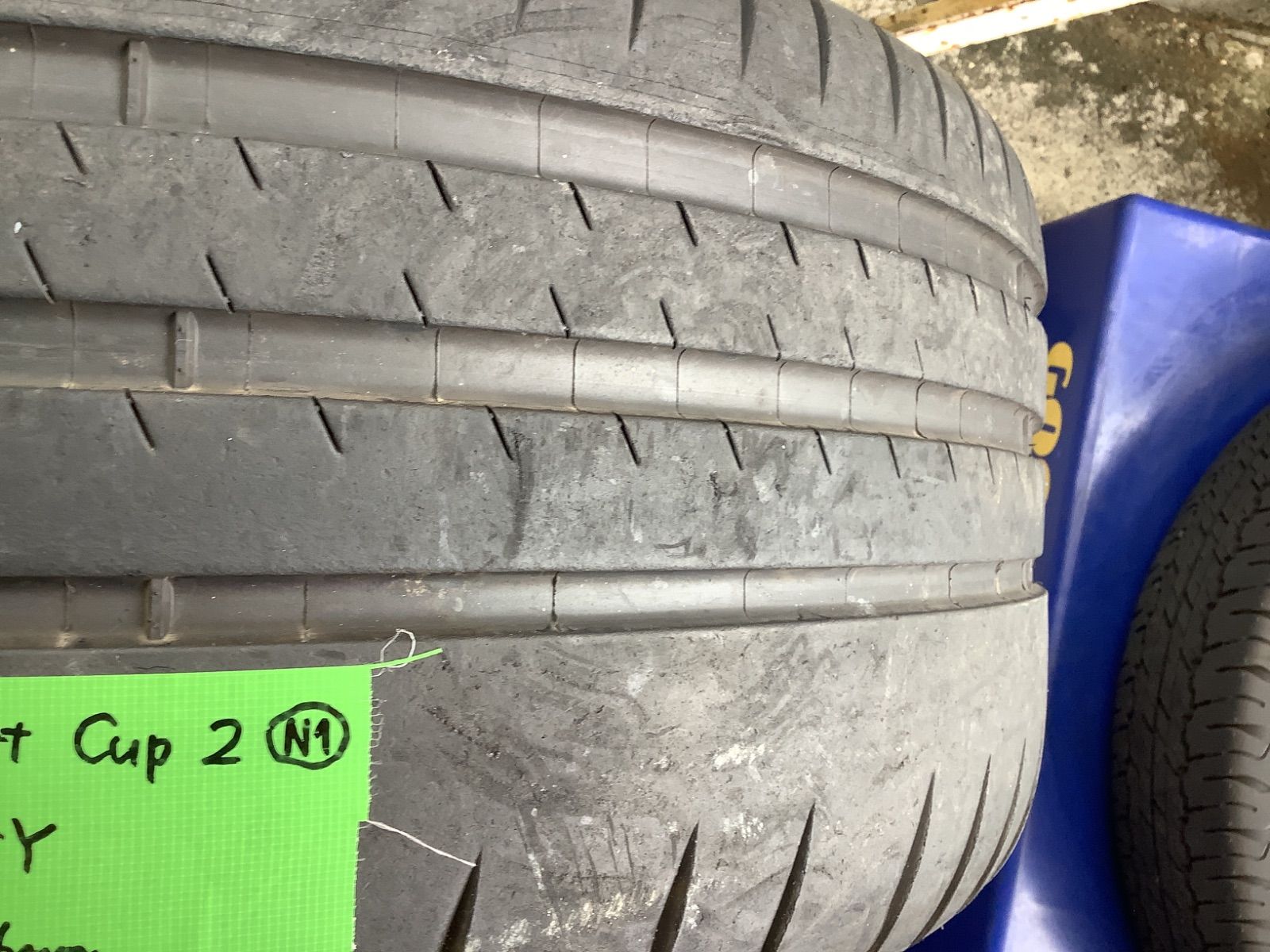 値下げ！［送料込み］ 245/35R20 2023年製 MICHELIN PilotSport CUP2