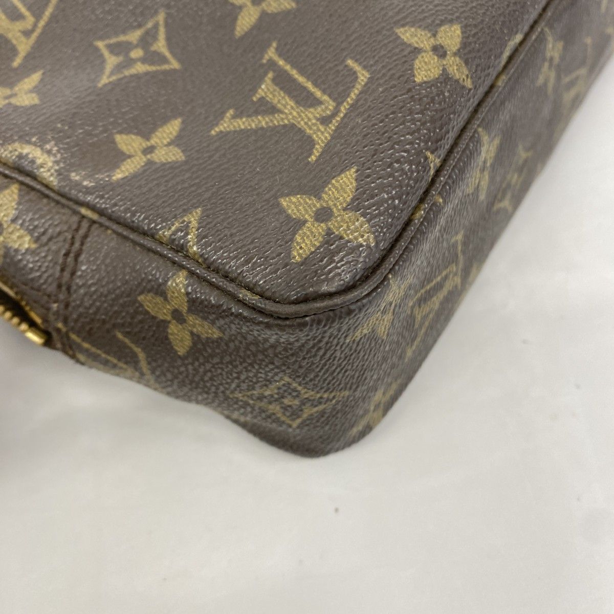 【美品】ルイヴィトン トゥルーストワレット23 モノグラム M47524 ポーチ LOUIS VUITTON ルイヴィトン ポーチ トゥルース トワレット23
