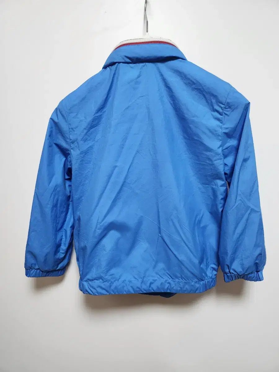 MONCLER(モンクレール) キッズ ウィンドブレーカー 4A 青 【公式通販】