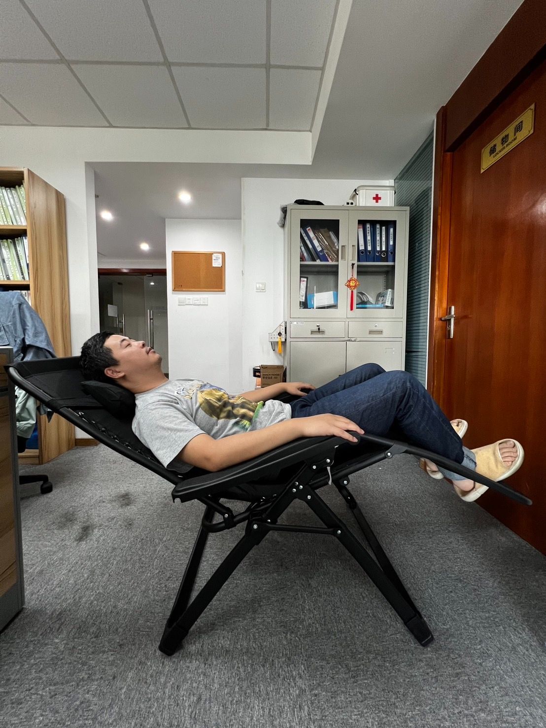 新品　イグニオ　フリーリクライニングチェア　二脚セット　　サウナ　整い椅子 新品 イグニオ フリーリクライニングチェア 二脚セット サウナ