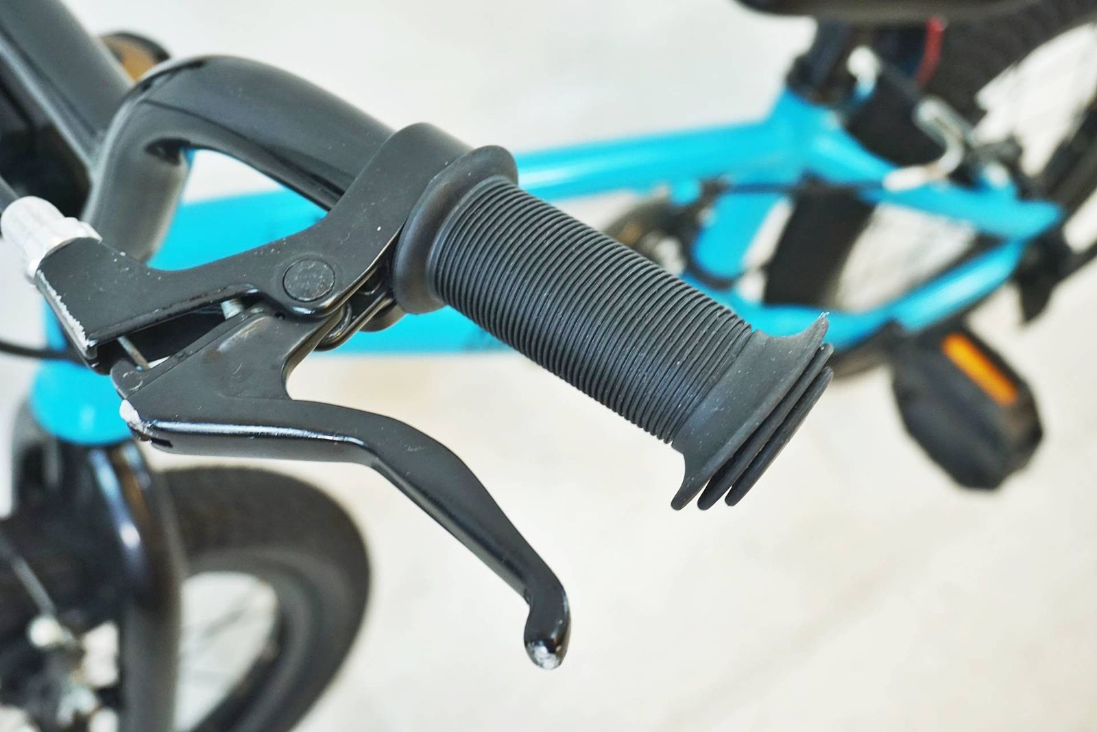 ARESBIKE アレスバイク A KID 14インチ モデル キッズバイク バイチャリ有明店 BRIGHTFACE_UK