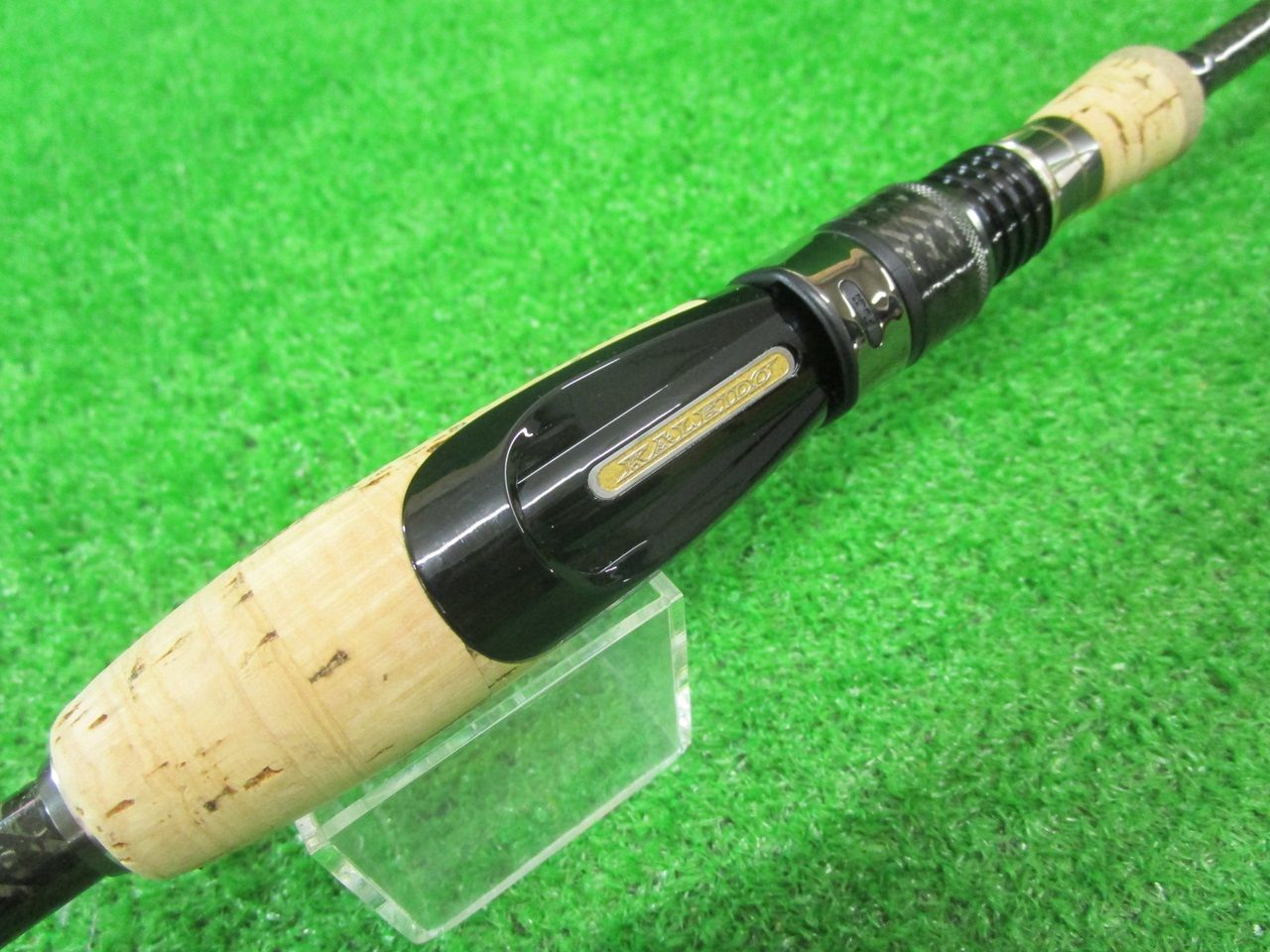 エバーグリーン カレイド セルペンティ ビースティンガー