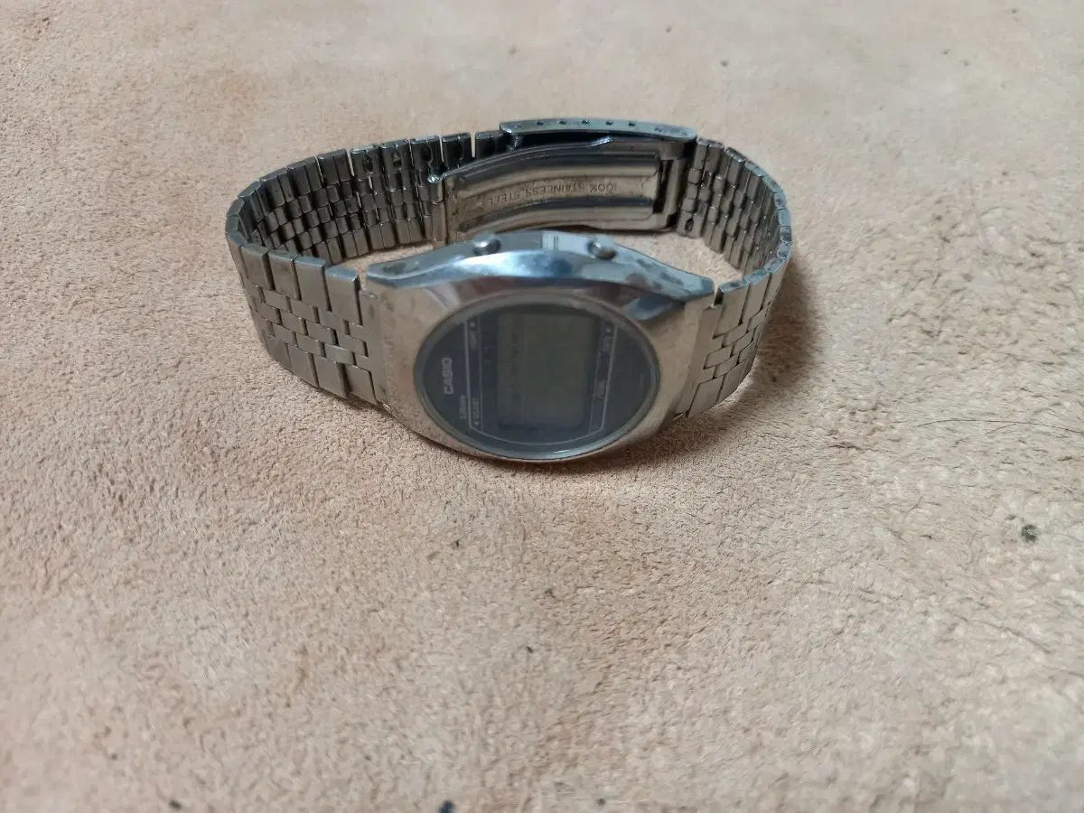 明朗な CASIO カシオ 時計 ヴィンテージ デジタル スチール