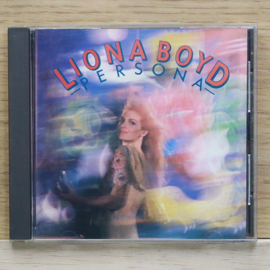 中古CD☆リオナ・ボイド/Liona Boyd□ PERSONA 【MK42120 中古CD☆リオナ・ボイド/Liona Boyd□ PERSONA 【MK42120