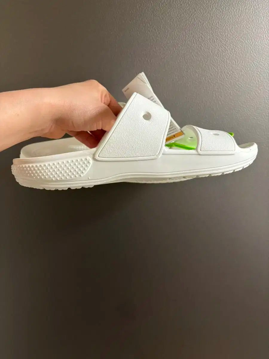 【雷市場（ポンジャン）商品韓国直送】265 crocs(クロックス) スリッパ サンダル 白 やっぱり
