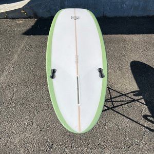 送料別途ご請求 DeadKooks Stubby 7'4” デッドクークス ミッド