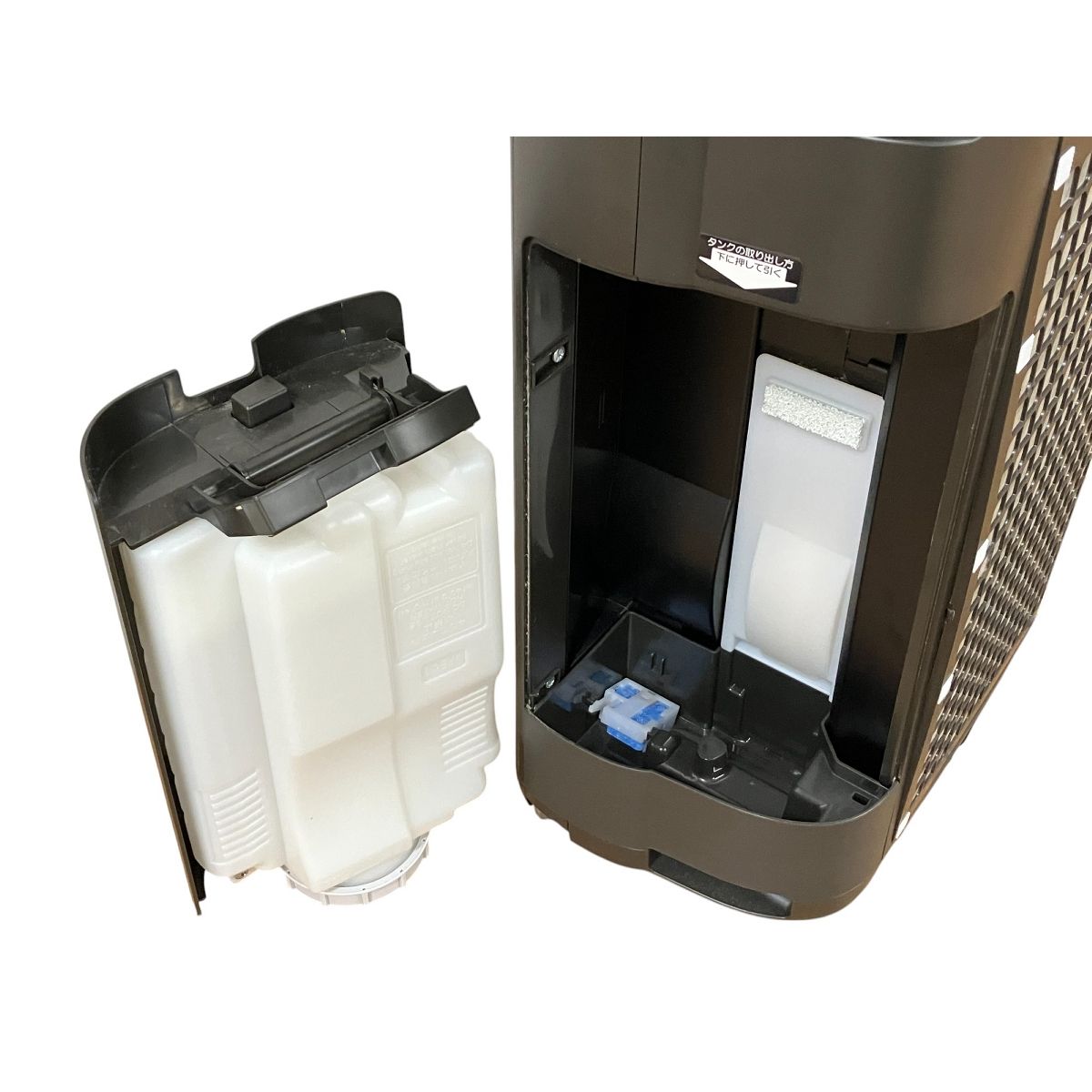 【メルカリ最安値】送料込み！シャープ 加湿 空気清浄機 KI-PS50-W シャープ KI-PS50-W [ホワイト系] 価格比較 - 価格.com