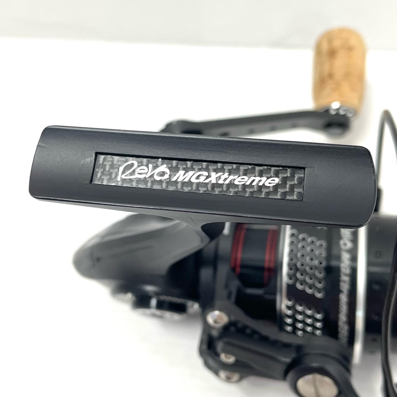 AbuGarcia - 【尾張小牧店】 中古 AbuGarcia | アブガルシア リール レボ MGエクストリーム2500S 【スピニングリール】 【86】 尾張小牧店】 中古 AbuGarcia | アブガルシア リール レボ MG