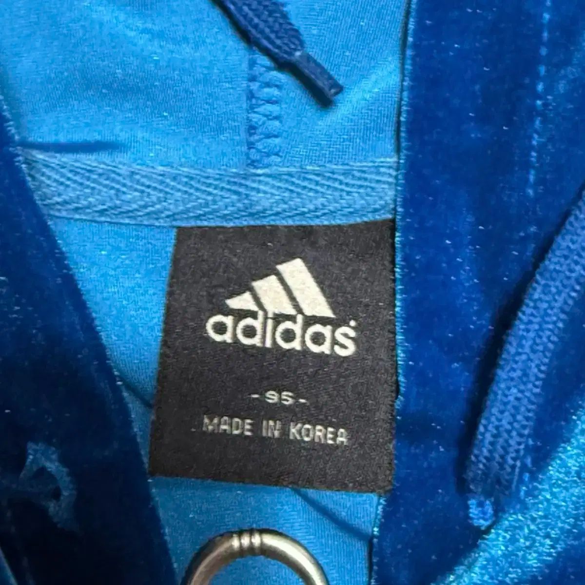 ツアーベルベット ジップアップ