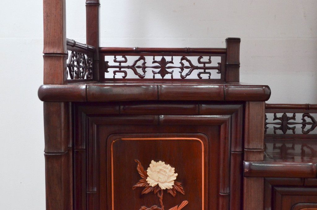 ☆事前問合せ必須☆ 飾り棚 和製ビンテージ 紫檀 シタン材 花鳥図