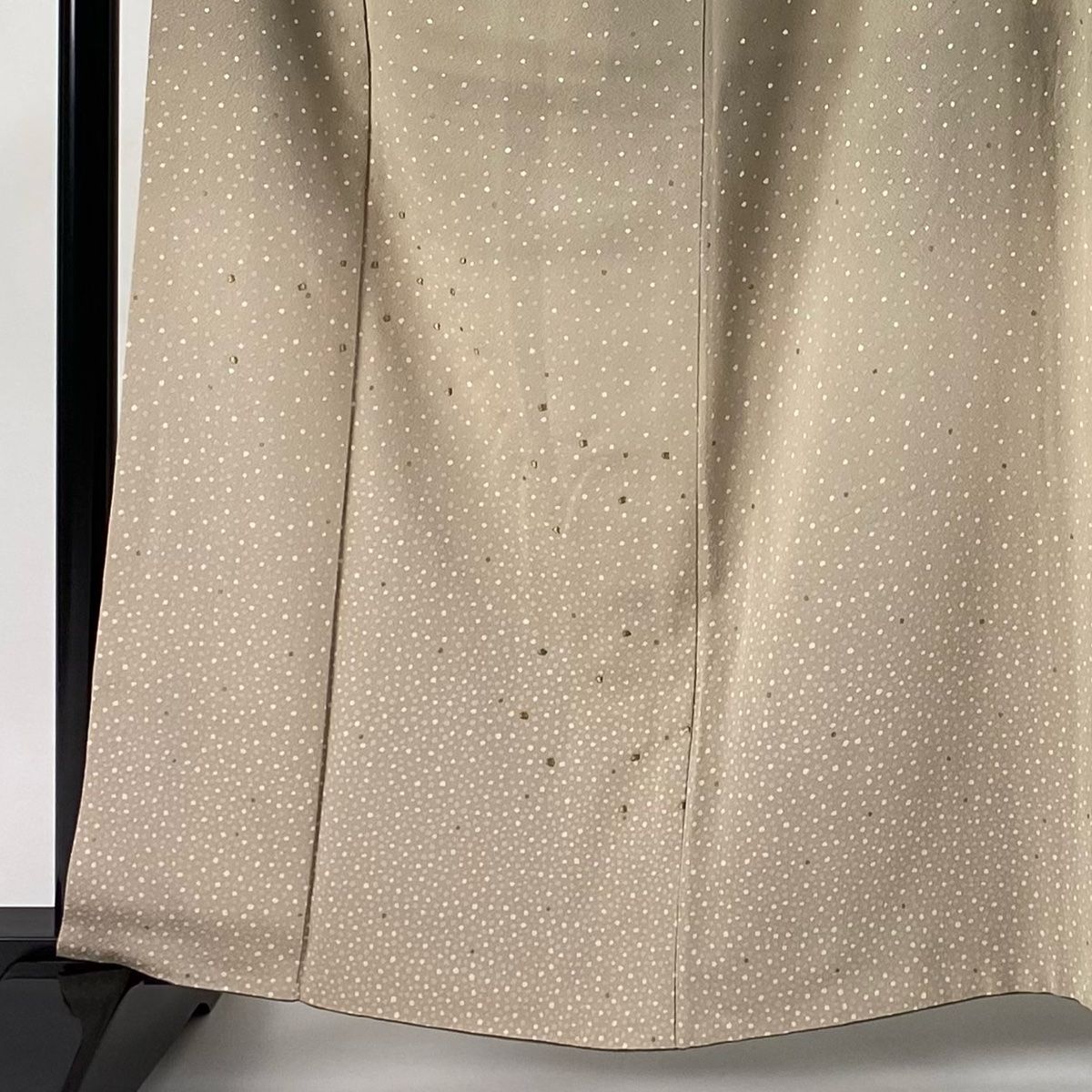 訪問着 身丈162cm 裄丈65cm M 袷 花井幸子 落款 あられ 金彩 灰茶 正絹 一つ紋