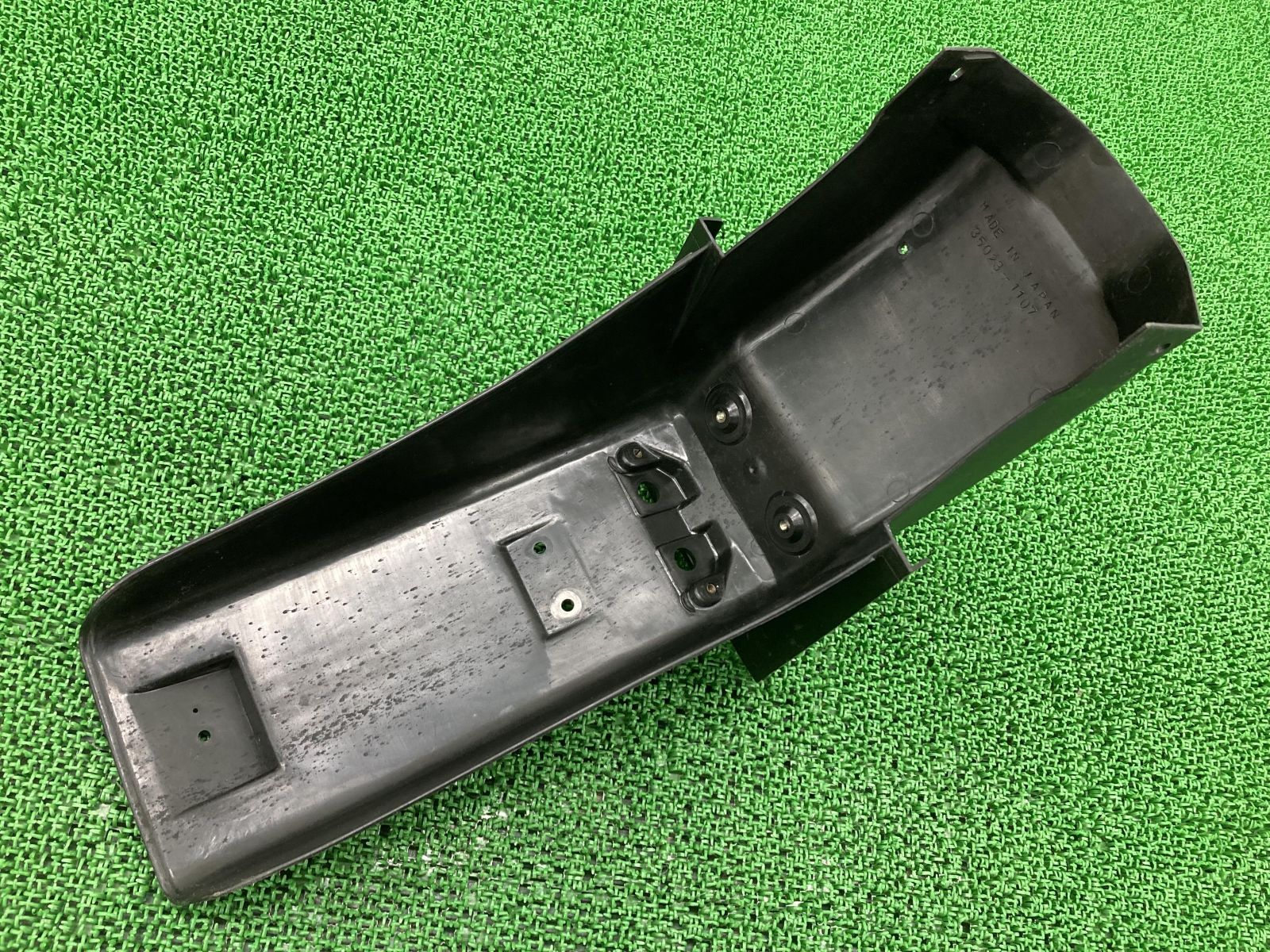 t出品 Amazon | [カワサキ] ZX-12R純正リアフェンダー ZX1200B 35023-1581