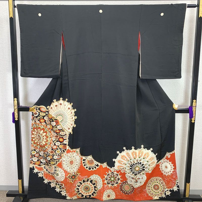 407aa40◇アンティーク着物 豪華！黒留袖 比翼 刺繍 宝相華