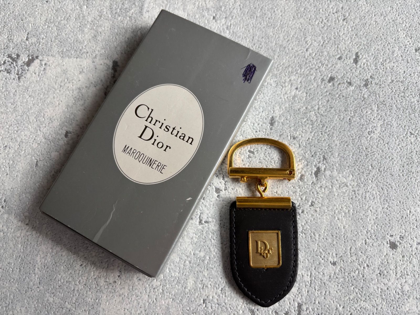 Christian Dior ロゴプレート ブラックレザーキーリング き