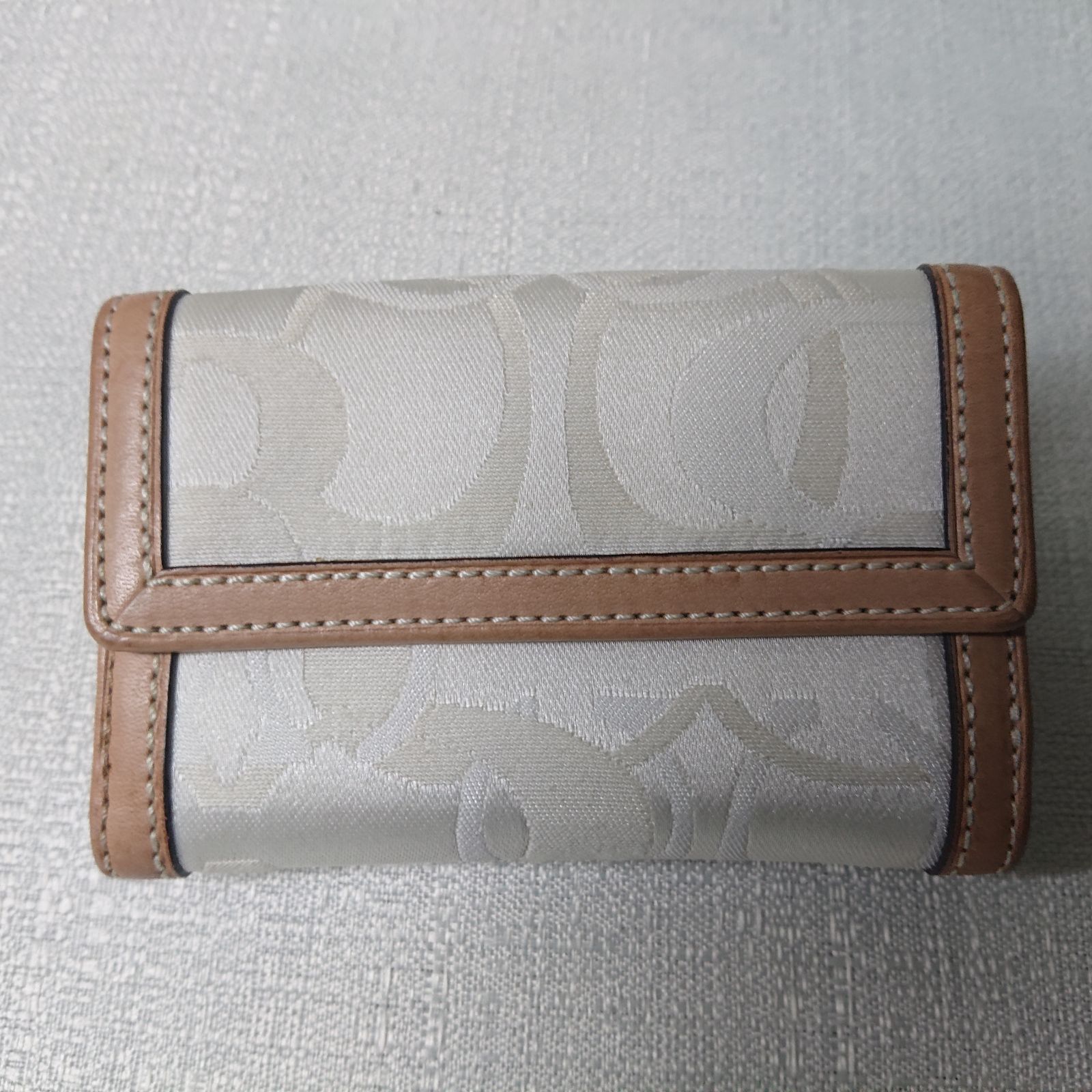 【美品】COACH 三つ折り財布 折り財布 蜂 bee 保存袋付 楽天市場】【財布】GUCCI グッチ アニマリエ メタルビー BEE 蜂
