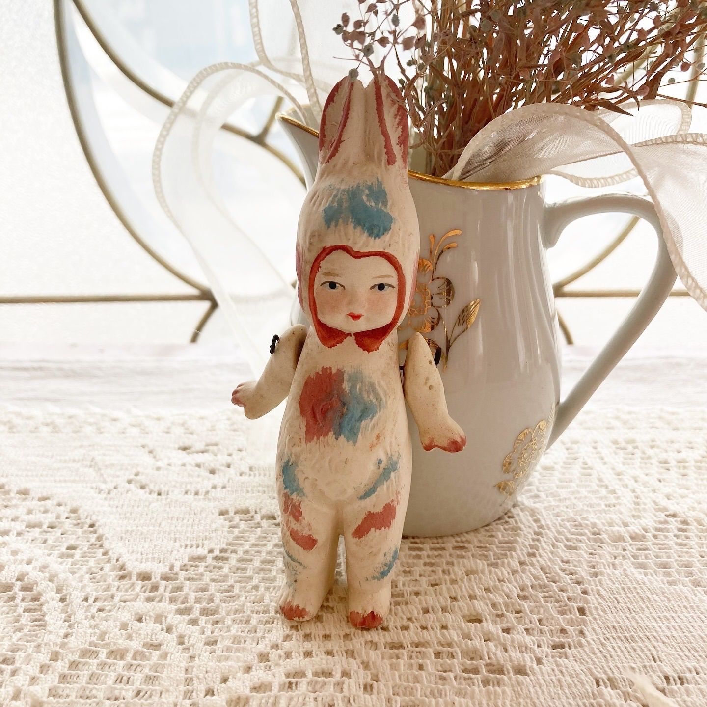 フランス直輸入】うさぎの着ぐるみを着た子どもが愛らしい 
