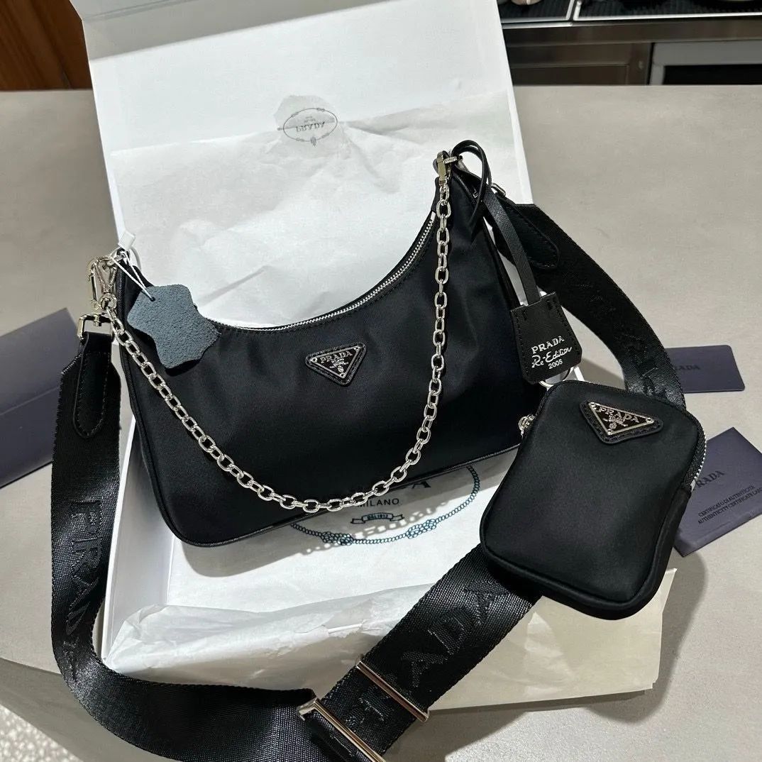 新品未使用 箱付  PRADA ノベルティトートバッグ 専用ページ