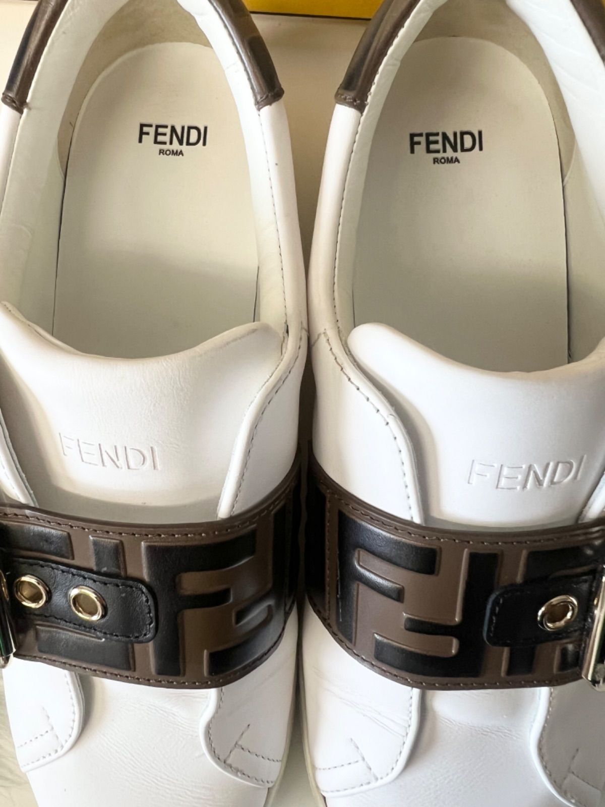 FENDI レザースニーカー - メルカリ