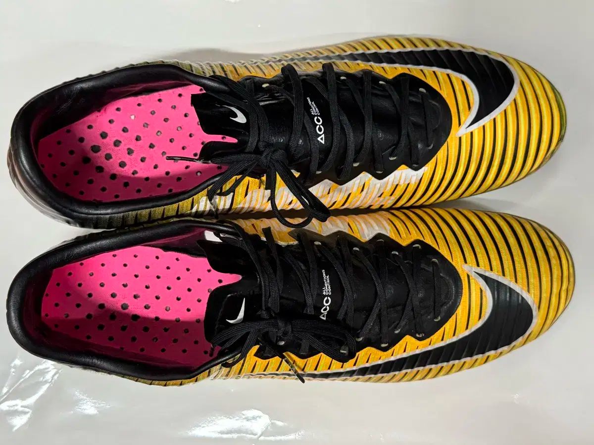 NIKE(ナイキ) サッカーシューズ マーキュリアル ヴェイパー 11