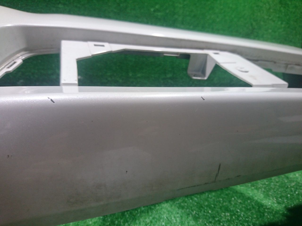 B11W ekカスタム フロントバンパー パール 47833 FFCRYSTALESIA_COM