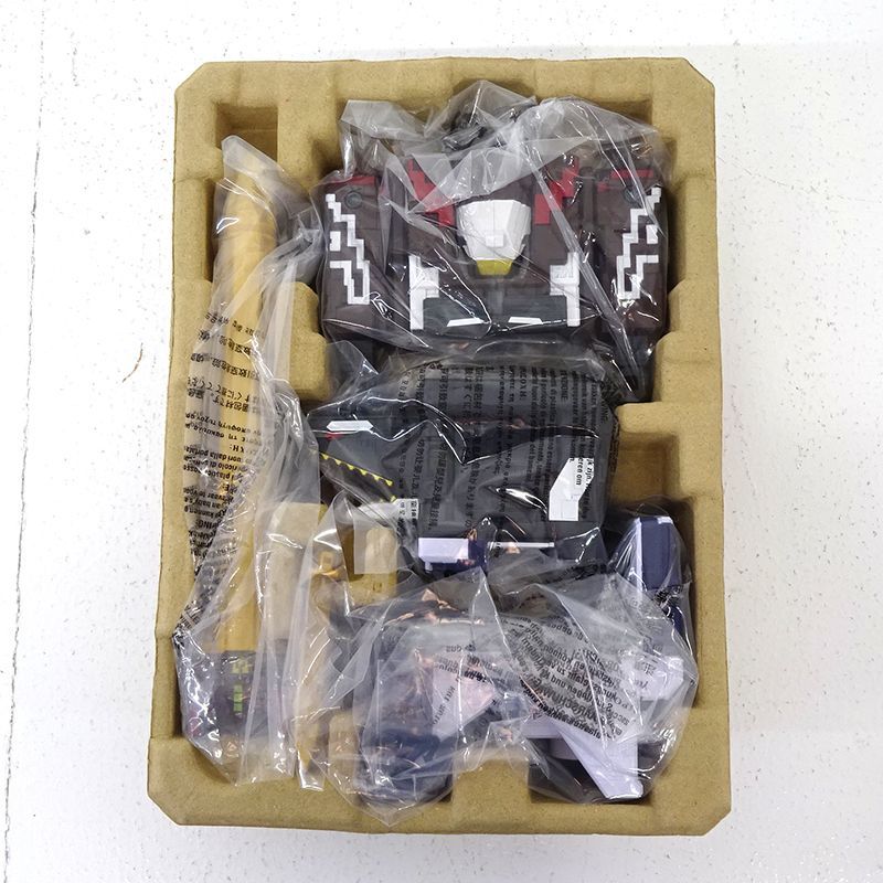 ジュウオウキューブ パワーレンジャーアニマルフォース DXタイタンキング バンダイコリア 動物合体 武装シリーズ 705-C 061