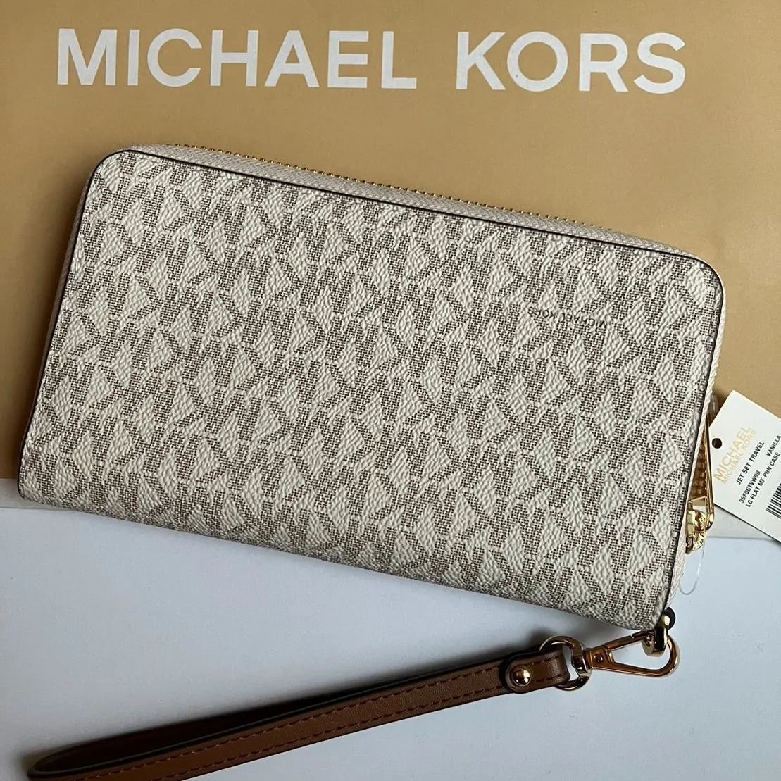 マイケルコース（MICHAEL KORS） 長財布 バニラ アメリカ直営店 - 長財布