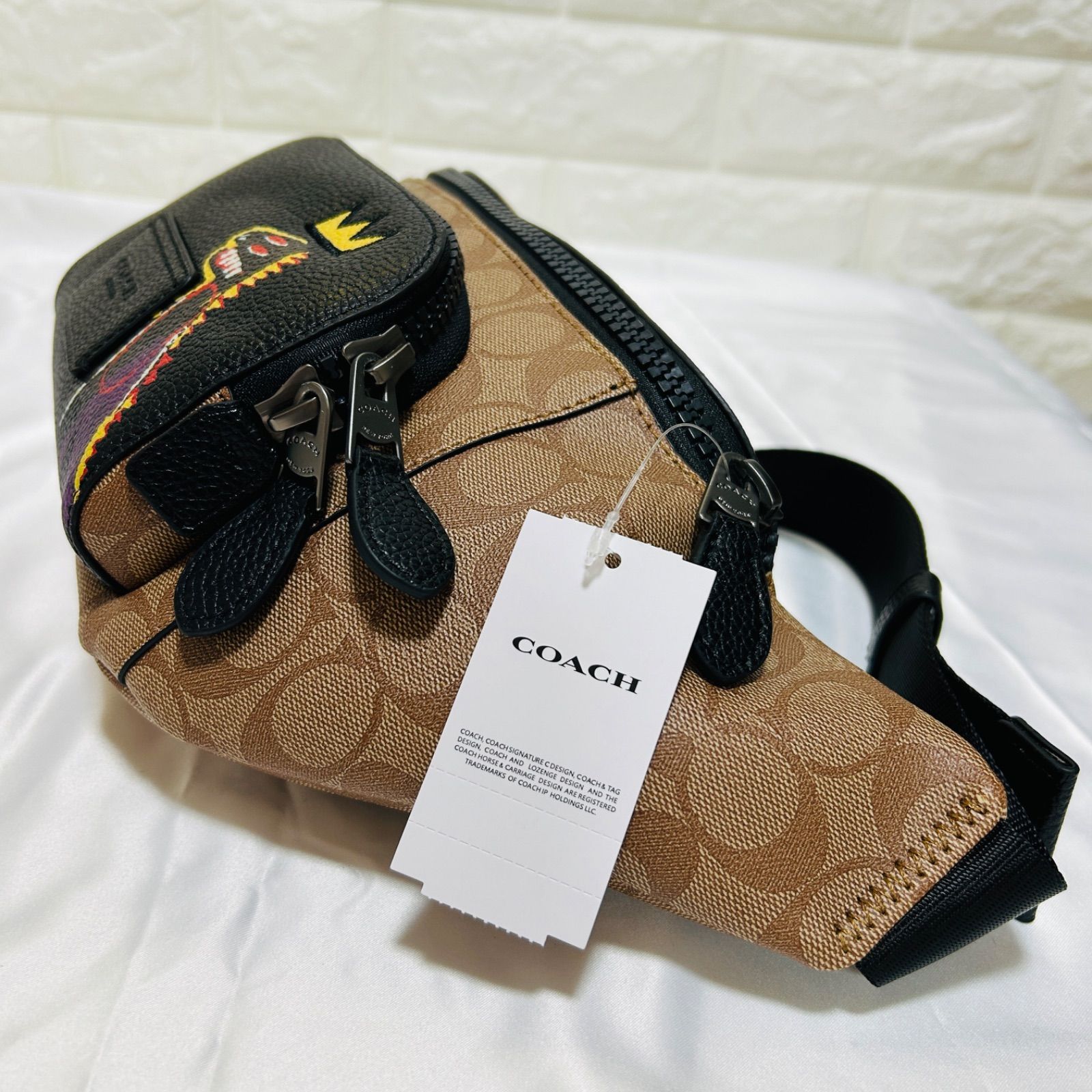 新品】 COACH コーチ ボディバッグ ウエストポーチ 黒 茶色