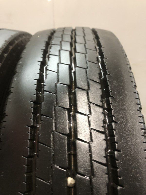 車 TOYO DELVEX M134 205/80R17.5 120/118L 17.5インチ ライトトラック 