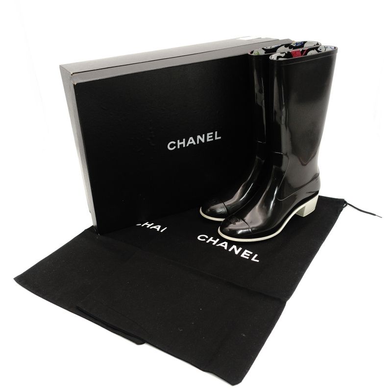 ★*★様 CHANEL ブラック レインブーツ 37 新品 CHANEL レインブーツ 37 ジェニー着用 大人気 - メルカリ