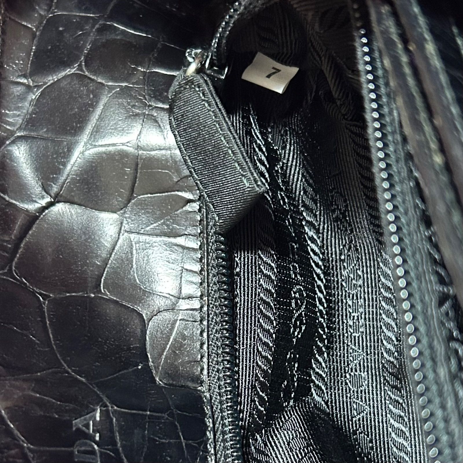 PRADA プラダ ナイロン クロコ型押し ワンショルダーバッグ ショルダーバッグ ブラック DECORATOM_COM_BR