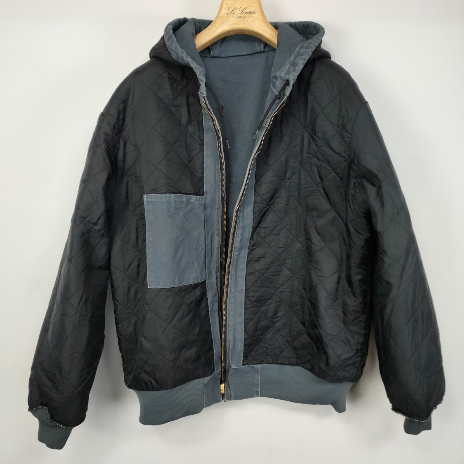 【carhartt /カーハート】ダックジャケット　グレー カーハート（CARHARTT）（メンズ）カーラックスフーデッド