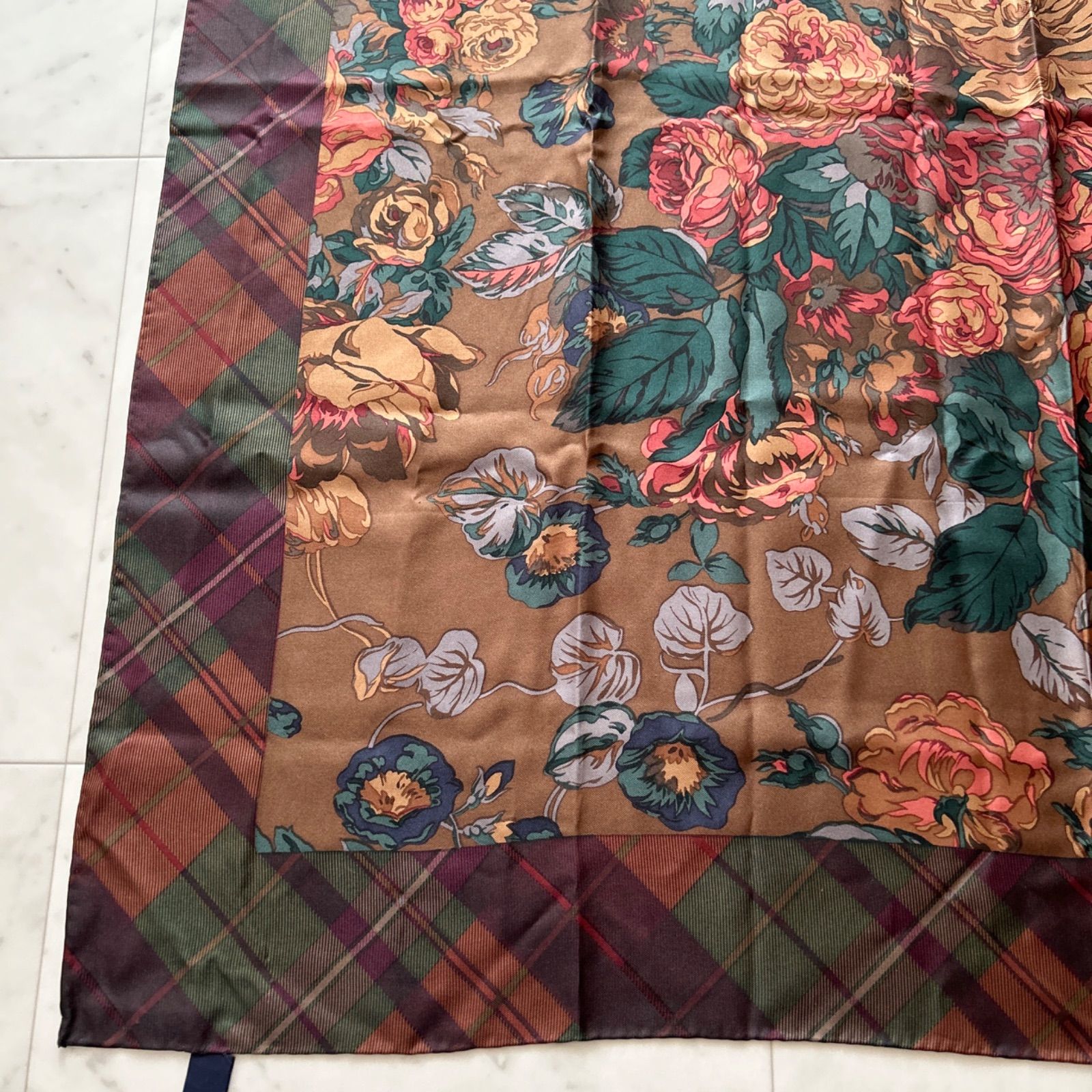 美品 Ralph Lauren 大判シルクスカーフ 花柄 90×90 チェック