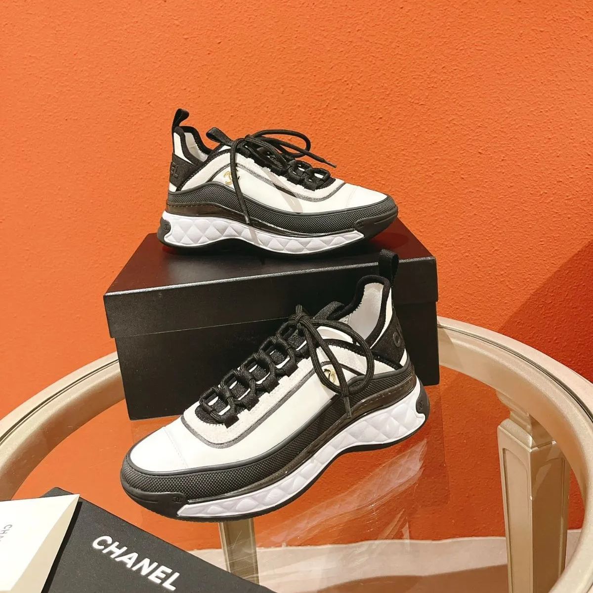 CHANEL CCロゴ ココマークスニーカー 38(24cm) - メルカリ