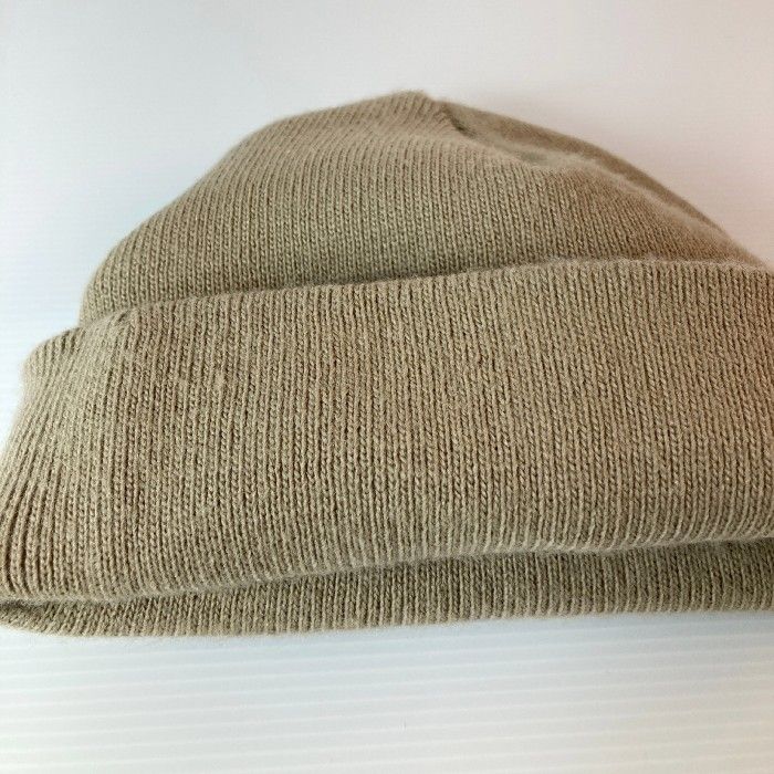 シュプリーム ビーニー ロゴタブ付きニット帽 ニットキャップ ベージュ高さ20cm幅21cm