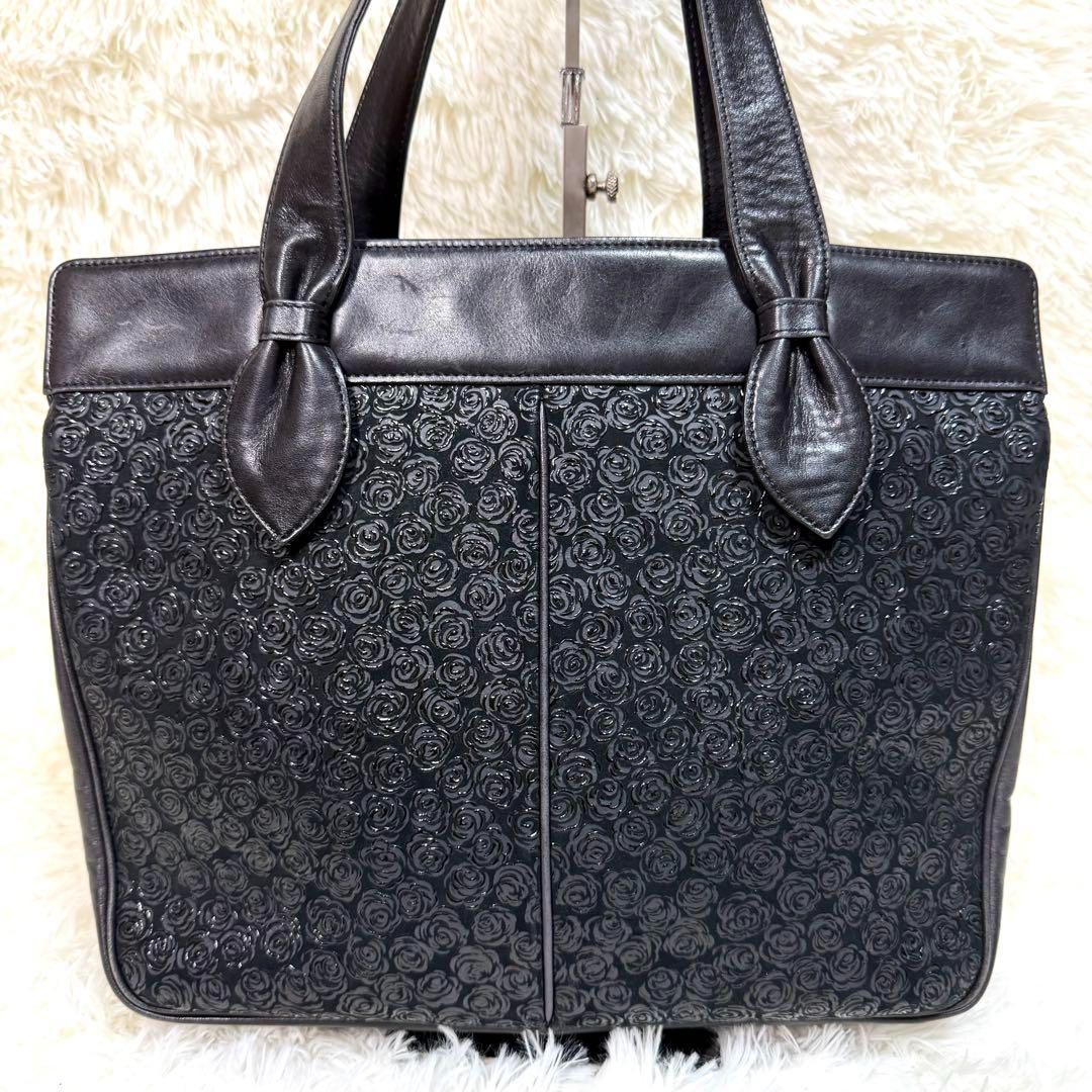 美品 印傳屋 インデンヤ ターンロック ハンドバッグ ルミドーレ 薔薇 ブラック INDEN-YA / 印傳屋 印伝 ローズ 薔薇柄 Lumidore ルミドーレ 鹿