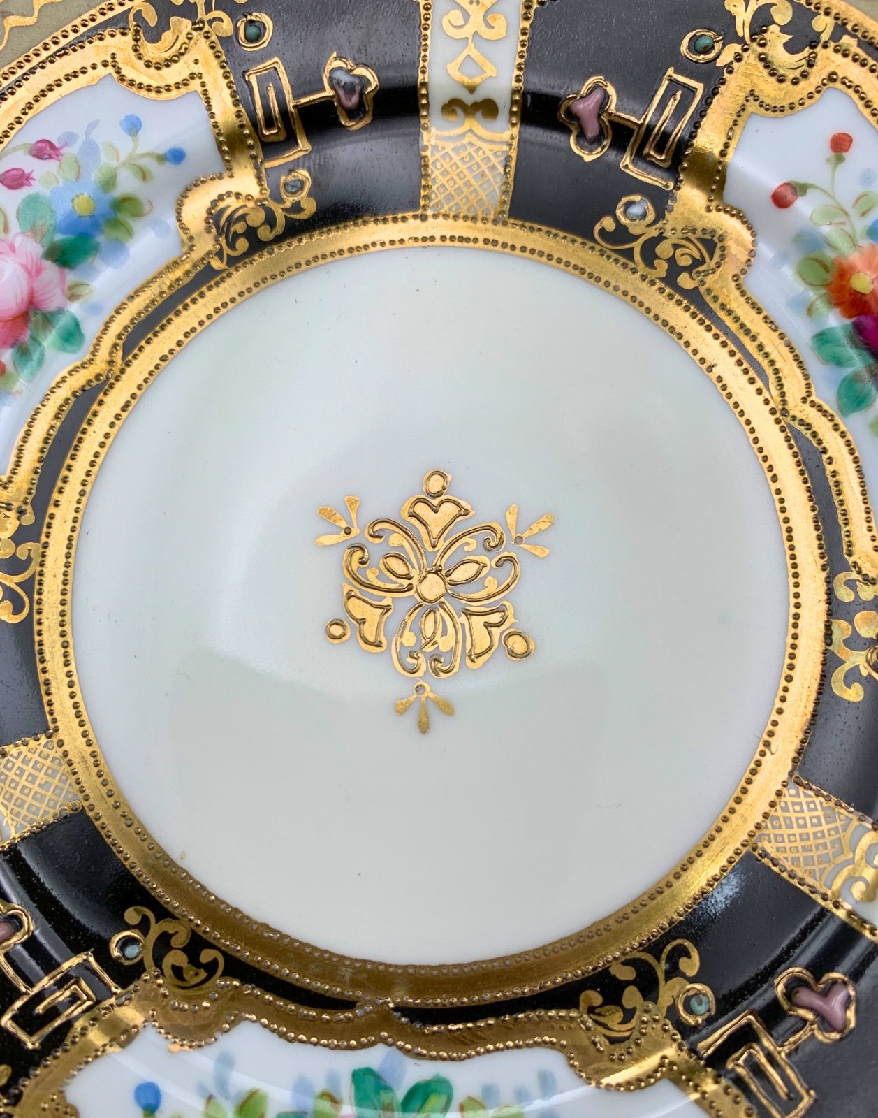 希少オールドノリタケ 焼き付け金彩 スミレ紋 花瓶 金釉の霧吹き