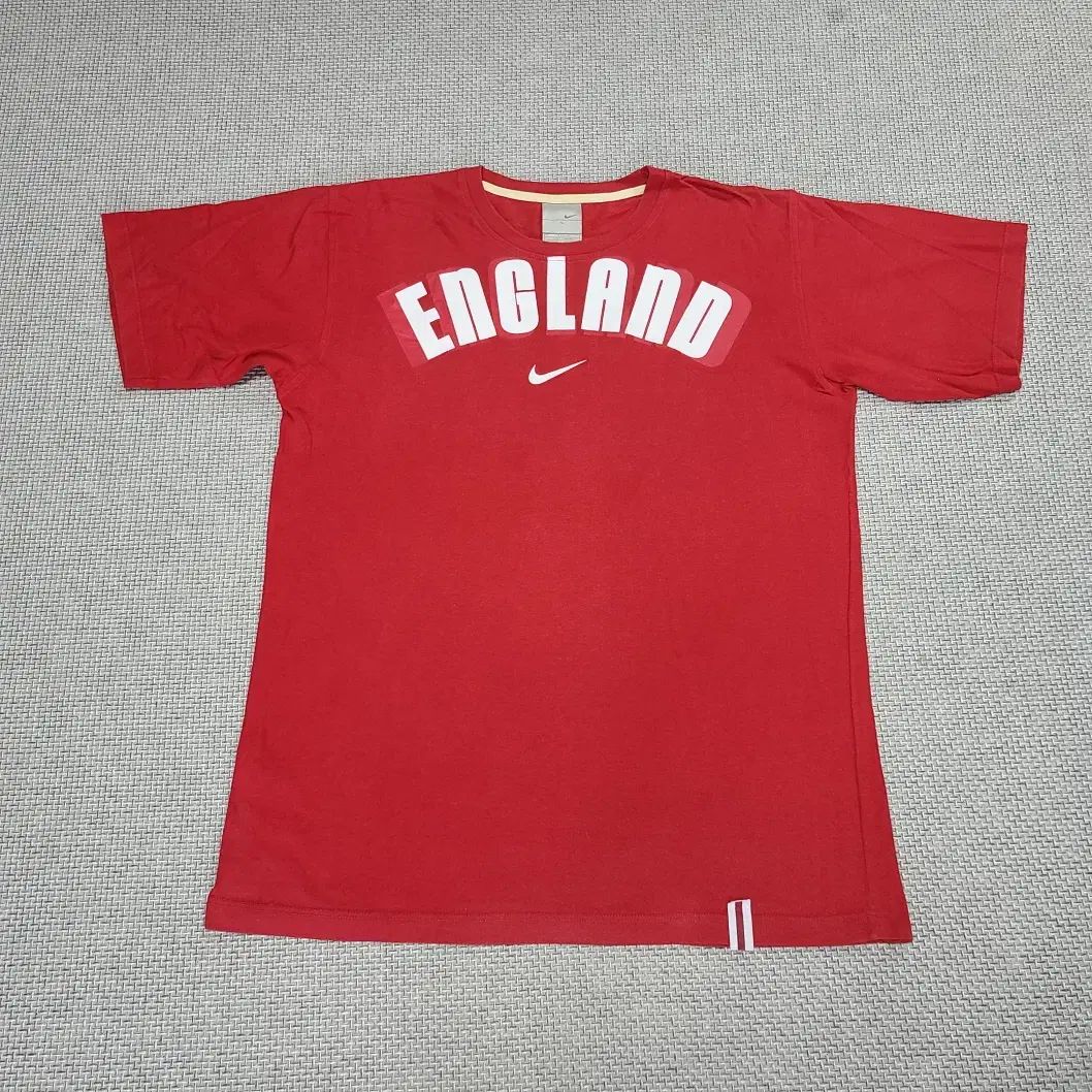 Nike(ナイキ） イングランド 半袖 Tシャツ ／ と 2