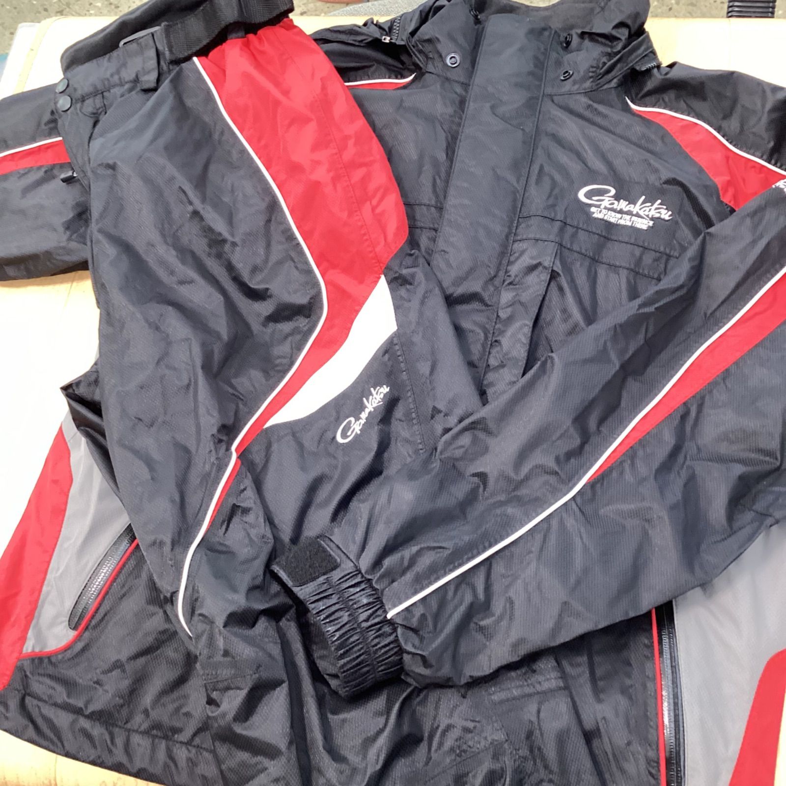 品 がまかつ フィッシングスーツ 冬用 上下セット Lサイズ