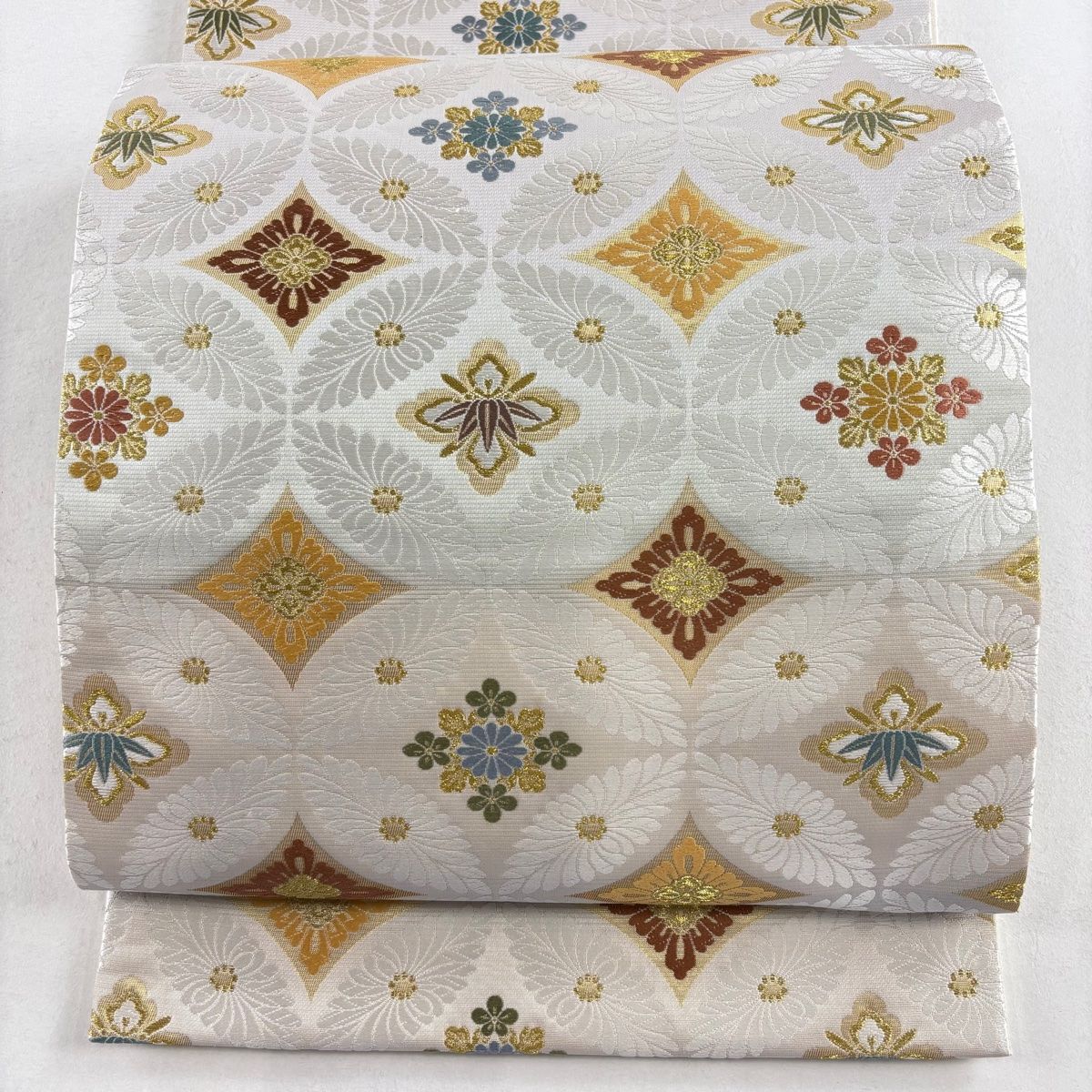 袋帯 美品 名品 七宝 花菱 唐織 箔 灰白 六通 正絹 【中古