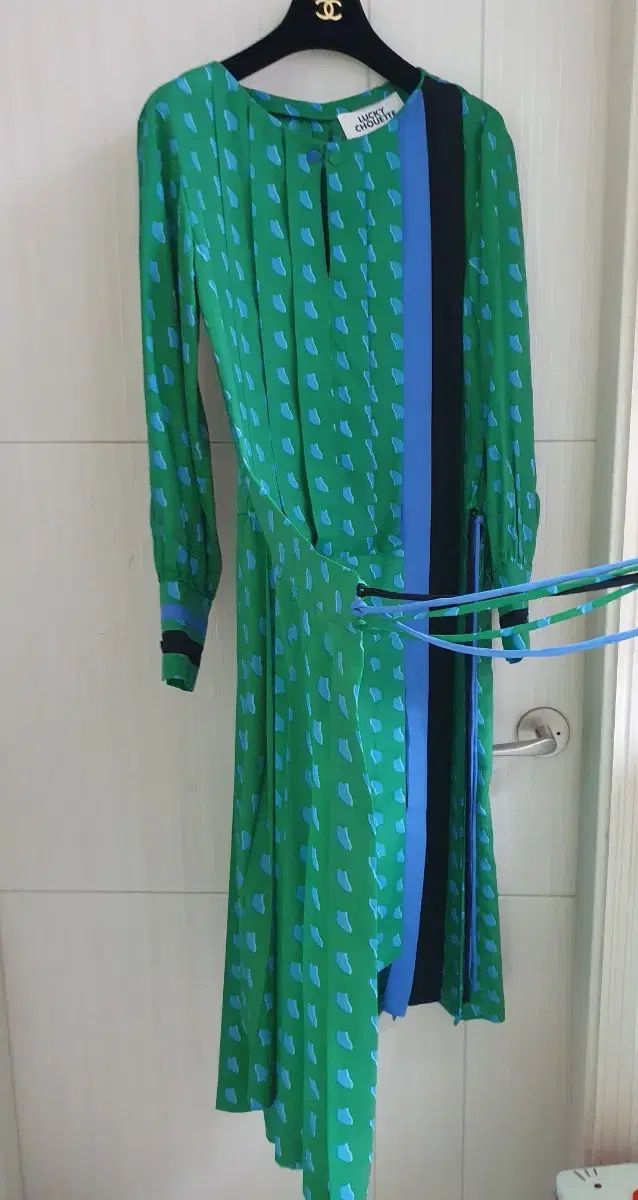 LUCKY CHOUETTE ラッキーシュエトゥ ワンピース