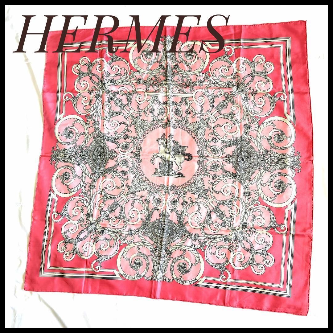 【新品未使用】HERMES 大判スカーフ 装飾的な模様 エルメス HERMES 大判スカーフ ショール 赤 装飾的なスカーフ