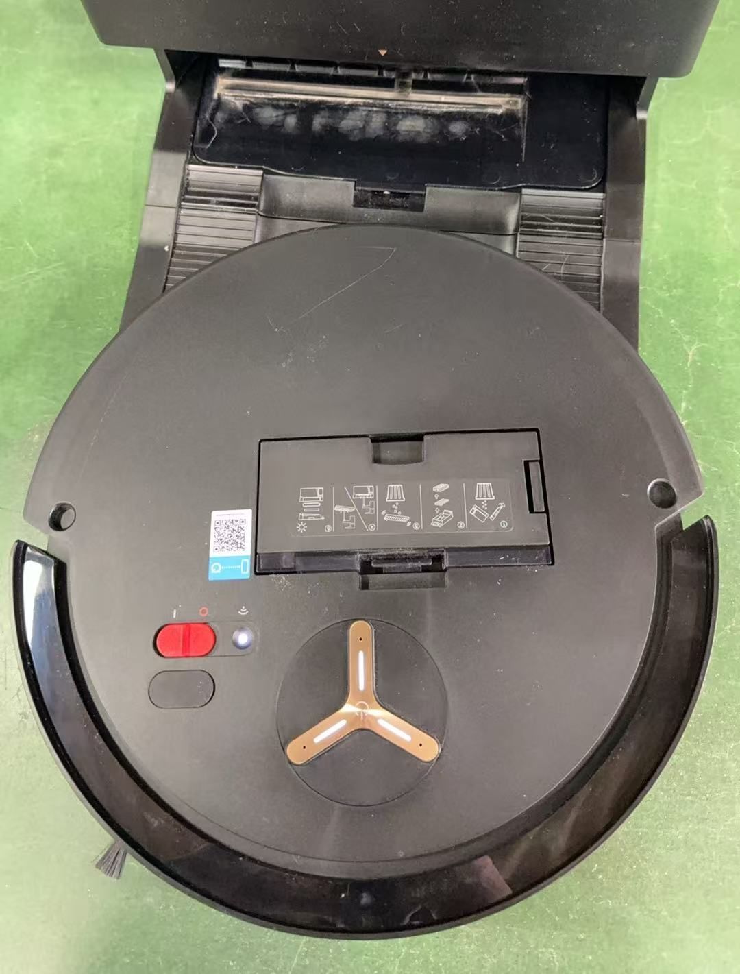 天）ECOVACS 床掃除ロボット DBX53 エコバックス、配線コードなど7種の