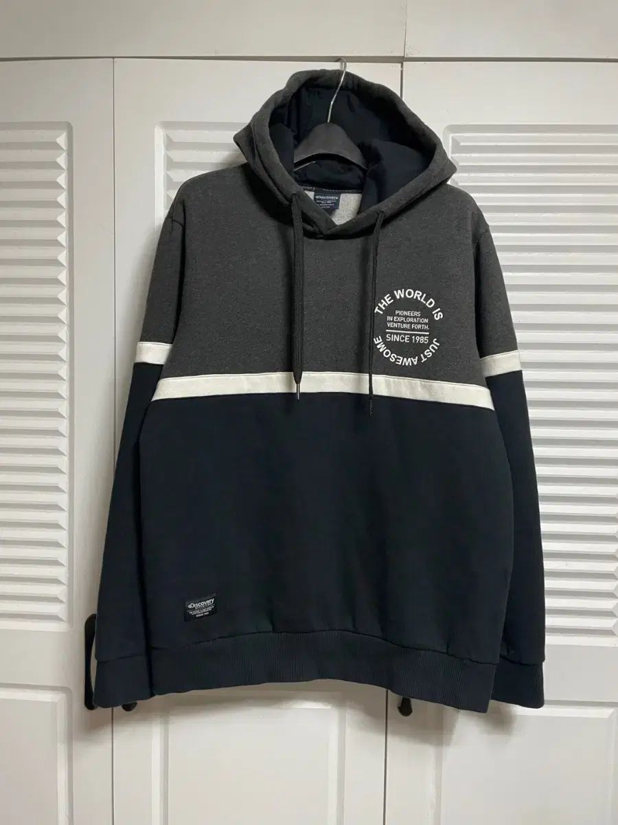 【雷市場（ポンジャン）商品韓国直送】 DISCOVERY 裏起毛 フード付きTシャツ