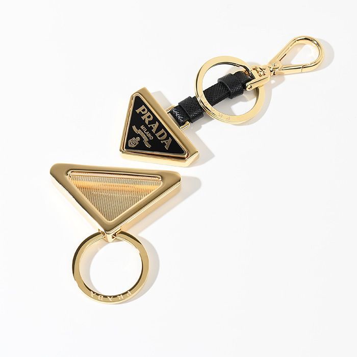 R✳︎PRADA レザー×メタル キーリング　プラダ キーホルダー PRADA プラダ キーチャーム キーホルダー レザー×メタル キーリング
