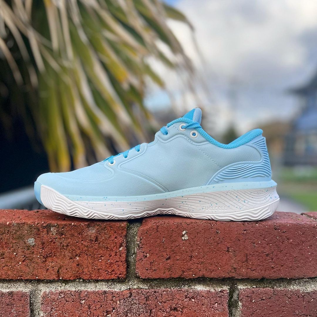 New Balance Hesi Low Release Date | SneakerNews.com